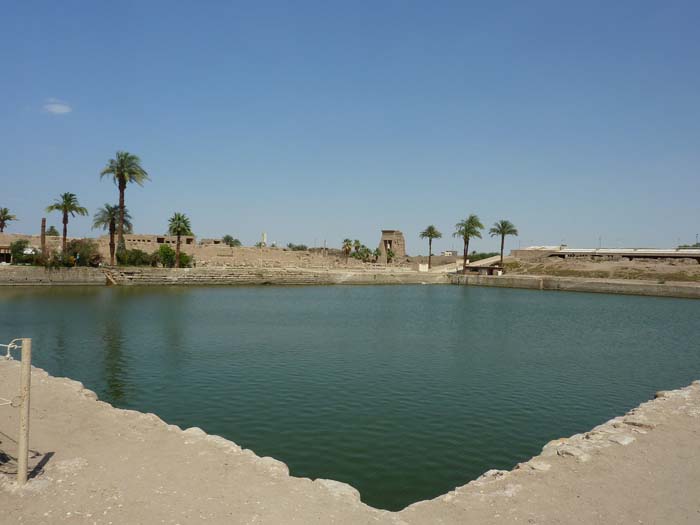 Sacred Lake at Karnak Temple